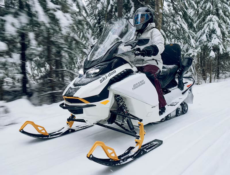 Ski-Doo Grand Touring Electric y Expedition Electric 2025